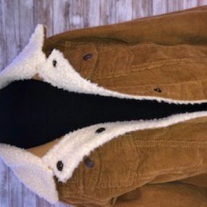 Cute fur corduroy jacket!!